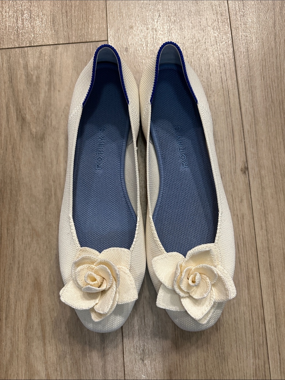 New! Rothy’s The Petal Square Flats in White NWOB 11 - Picture 4 of 9